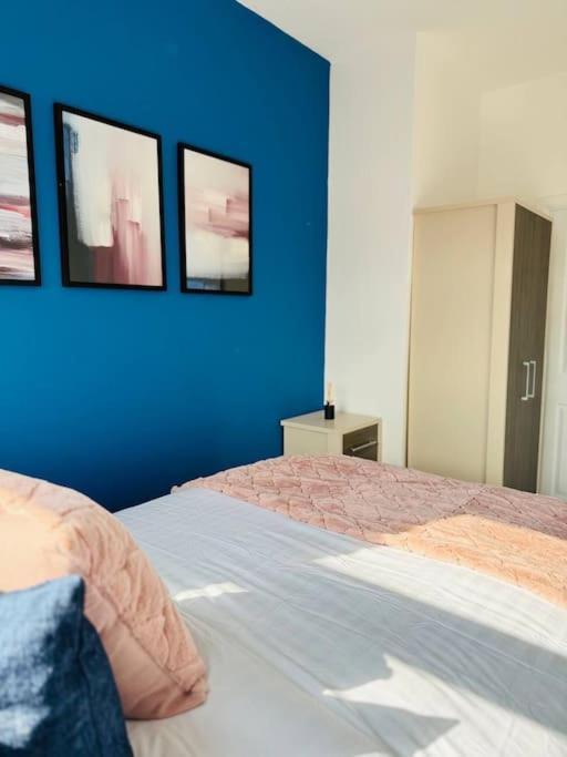 Stylish Two-Story London Retreat 아파트 외부 사진