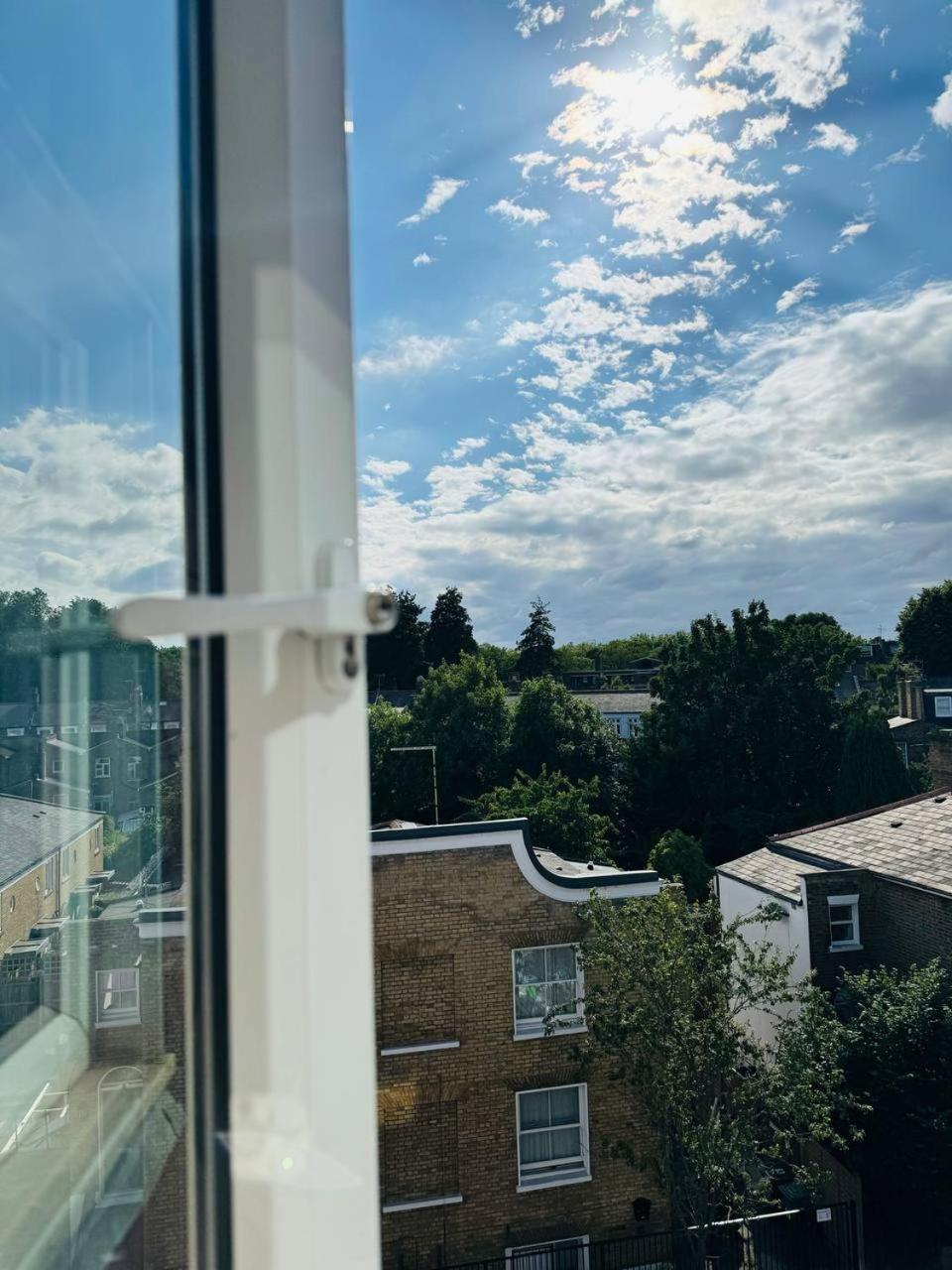 Stylish Two-Story London Retreat 아파트 외부 사진